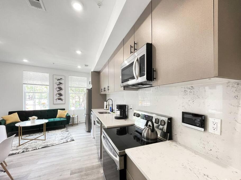 Classy Capitol Hill Apt, Steps From Dc Attraction واشنطن المظهر الخارجي الصورة