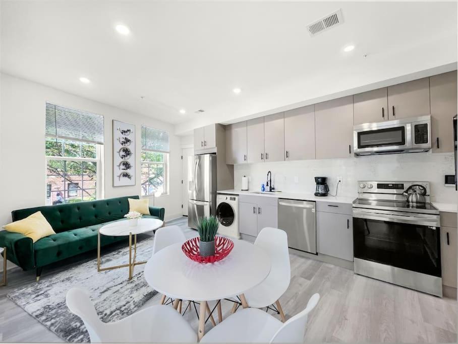 Classy Capitol Hill Apt, Steps From Dc Attraction واشنطن المظهر الخارجي الصورة