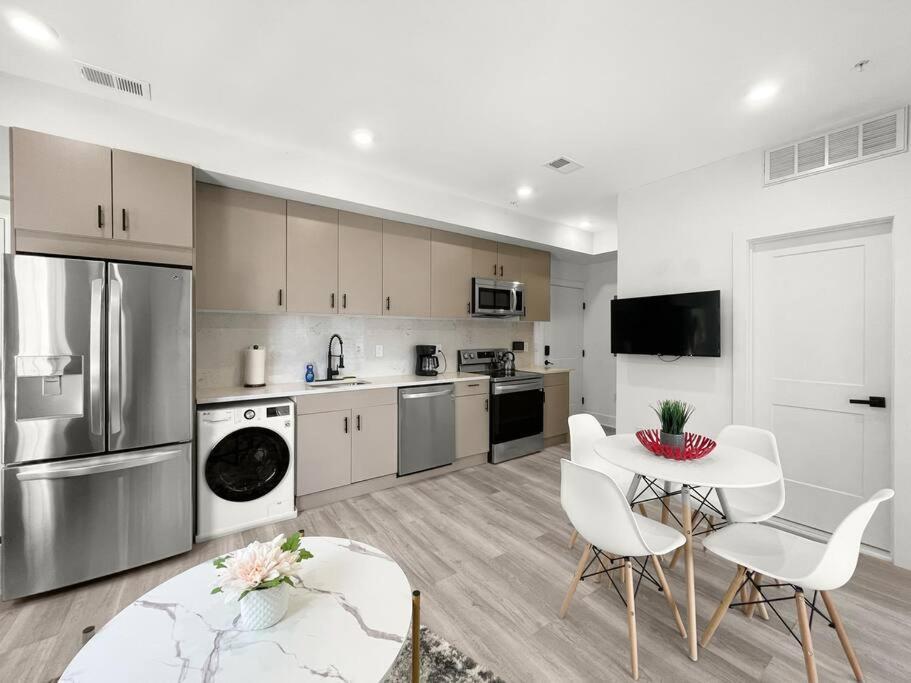 Classy Capitol Hill Apt, Steps From Dc Attraction واشنطن المظهر الخارجي الصورة